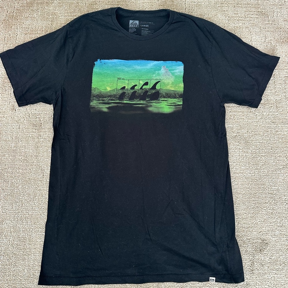 Reef Black Tee with Ocean Graphic